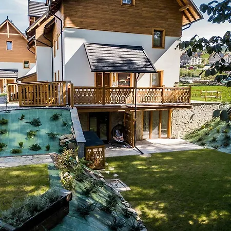 Pod Modrzewiami * Szczawnica